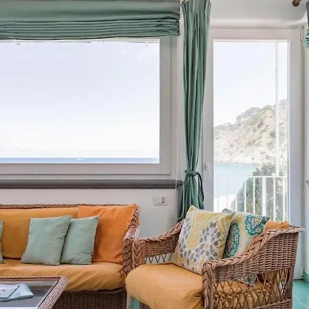 La Casa Sulla Spiaggia Ischia